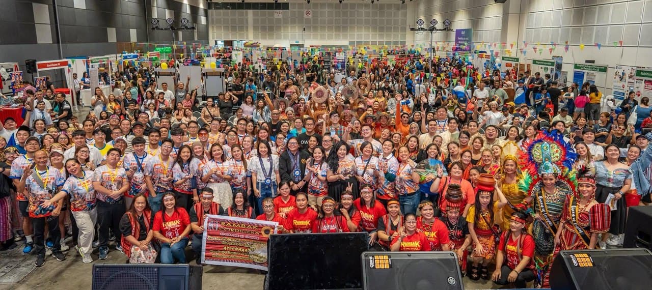 Filipinos in Singapore 2026: How Many, Where They Work, Where to Go